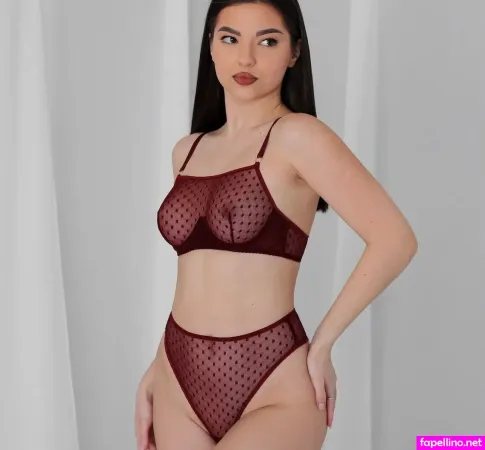 Vitalia Tavorskaya OnlyFans Thumbnail #c1gGfMrcMM