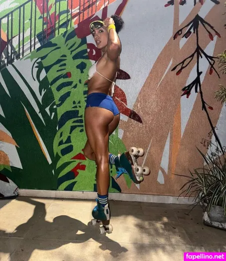 Vitoria Albanese OnlyFans Thumbnail #txRs4Sq6ZZ