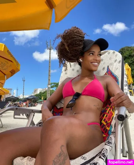 Vitoria Alves OnlyFans Thumbnail #MWMsbPuFoE