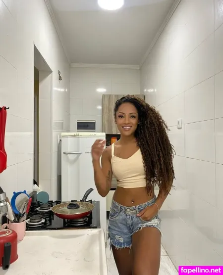 Vitoria Alves OnlyFans Thumbnail #d75YYRaqcW