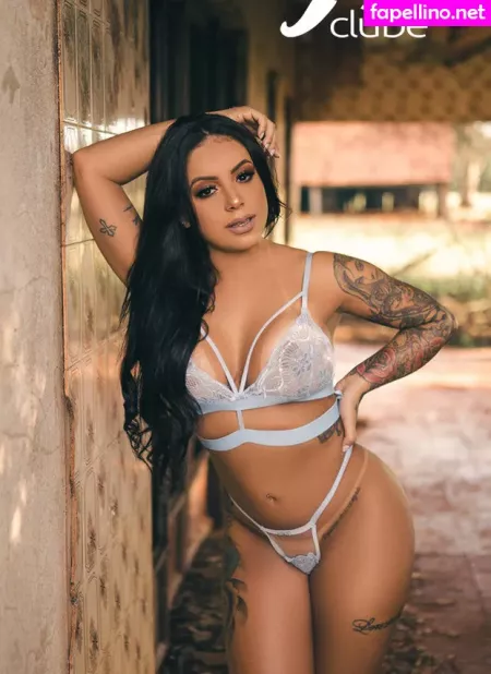 Vitoria Baroni OnlyFans Thumbnail #xUJAn6Sl88
