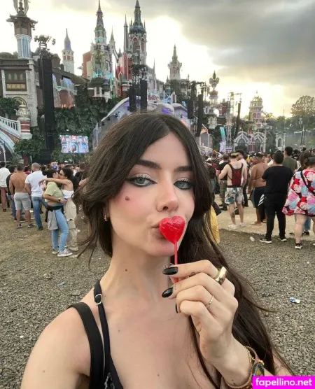 Vitoria Castro OnlyFans Thumbnail #smDl1pRxFc