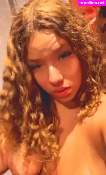 Vitoria Mansueto OnlyFans Thumbnail #KdZwhMAoHe