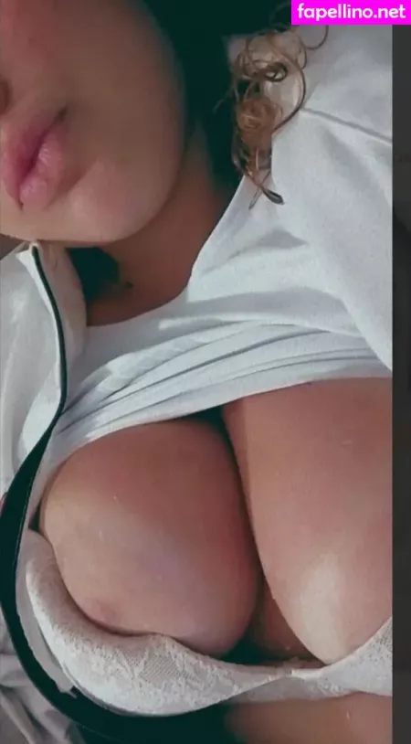Vitoria Mansueto OnlyFans Thumbnail #vEZi2ufeeJ