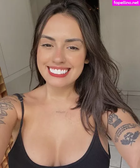 Vitoria Marcilio OnlyFans Thumbnail #2duTiXD9WR