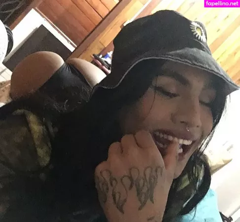 Vitoria Rocha OnlyFans Thumbnail #2tSRIEVkOS