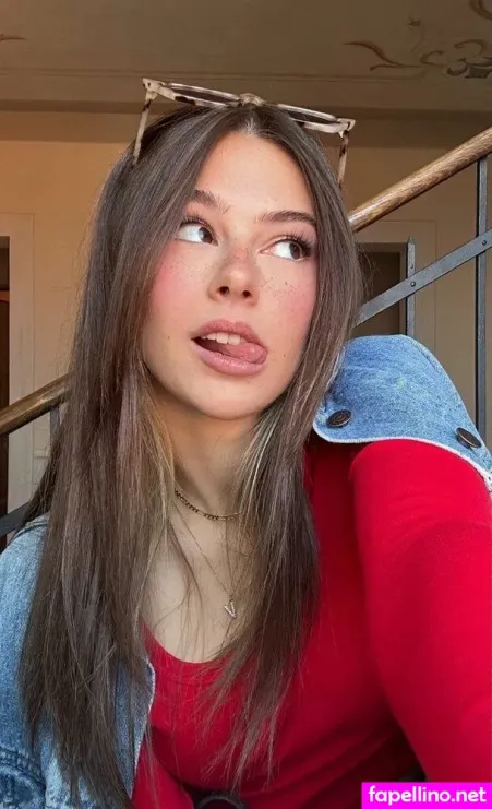 Vittoria Milanese OnlyFans Thumbnail #XhKJnHJRCm