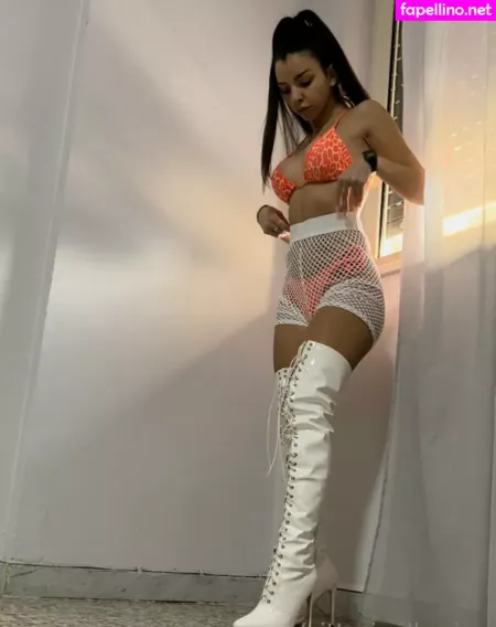 Vittoriaalborino OnlyFans Thumbnail #ExnTOHiEAU