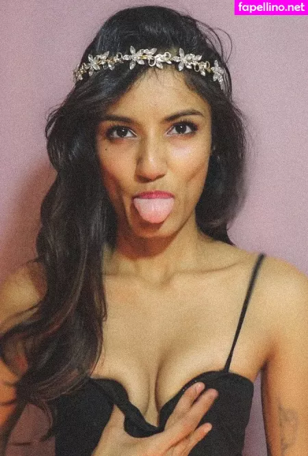 Viva Athena OnlyFans Thumbnail #ir3XTlnUG2