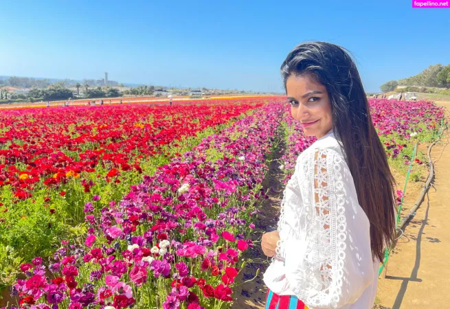 Vivaathenax OnlyFans Thumbnail #89uhK1Ag5o