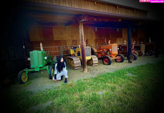 Vivaathenax OnlyFans Thumbnail #gAx4c9GPod