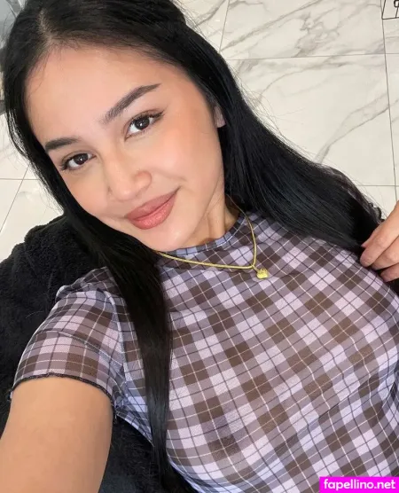 Vivchen OnlyFans Thumbnail #0pj1n68Kgy