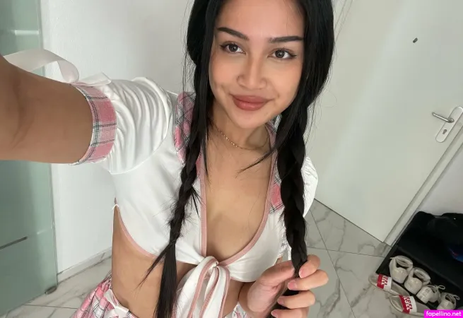 Vivchen OnlyFans Thumbnail #RxahvpLpuD