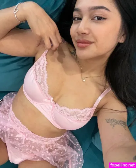 Vivchen OnlyFans Thumbnail #rJZNTkzjNE