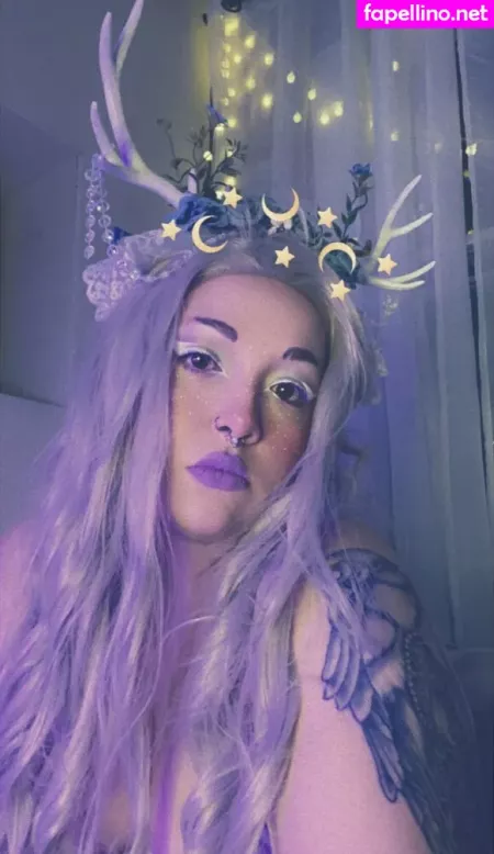 Vivelavivienne OnlyFans Thumbnail #1TyaJaiM6d