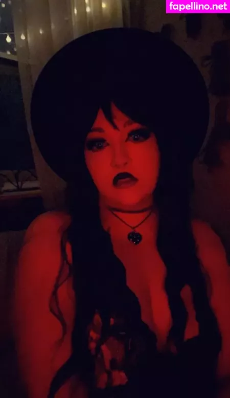 Vivelavivienne OnlyFans Thumbnail #OoFD2TiNVG