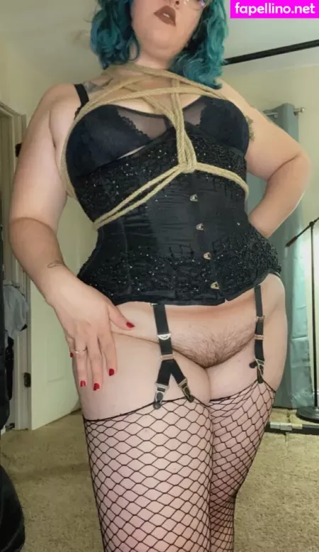 Vivelavivienne OnlyFans Thumbnail #pTB7qAUPne