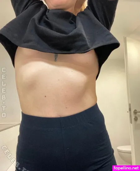 Vivi Sommer OnlyFans Thumbnail #zUkSEDUglZ