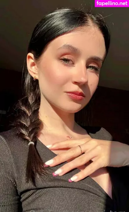 Vivi Torn OnlyFans Thumbnail #0pbWsbTr9n