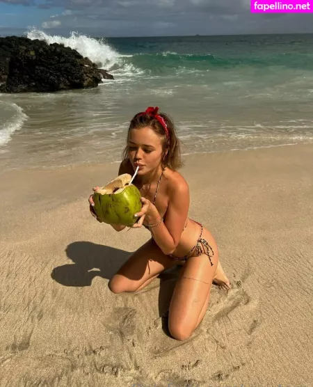 Vivi Torn OnlyFans Thumbnail #FV6xAVb8Ac