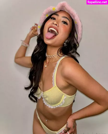 Vivi Torn OnlyFans Thumbnail #Huh8fpLsVv