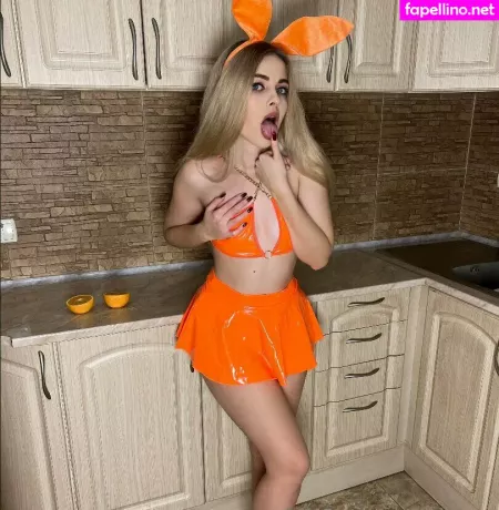 Vivi Torn OnlyFans Thumbnail #IHtJxFppY9