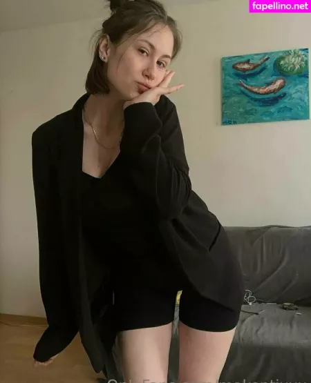 Vivi Torn OnlyFans Thumbnail #SIWEalI2Jg