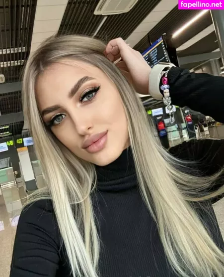 Vivi Torn OnlyFans Thumbnail #wEeWvsWFb9