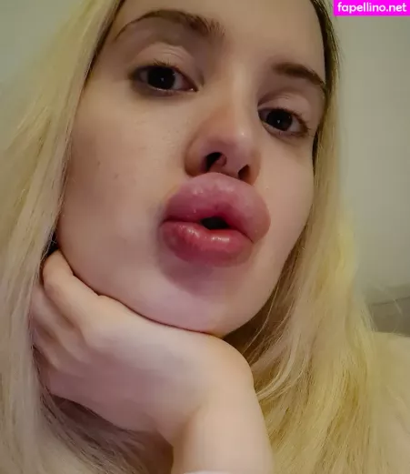 Vivian Rose OnlyFans Thumbnail #EnD2vJ3f34