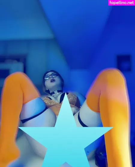 Vivian Rose22 OnlyFans Thumbnail #tPxszfZems