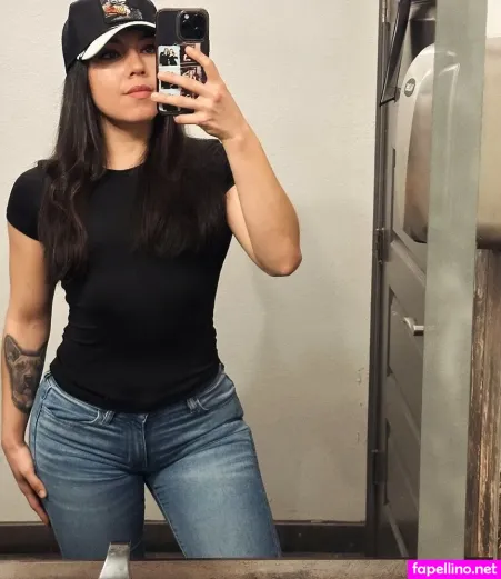 Vivian Saldana OnlyFans Thumbnail #mAHq0LwUBt