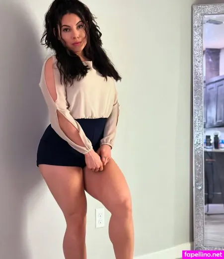 Vivian Saldana OnlyFans Thumbnail #z6NE5sf2ff