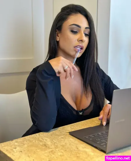 Vivianaanny OnlyFans Thumbnail #NNfhKt4PNQ
