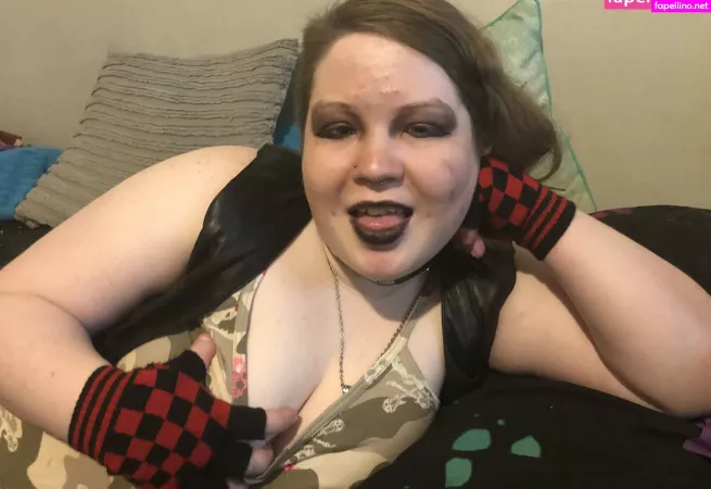 Viviancat2021 OnlyFans Thumbnail #nY6fM2GNk4