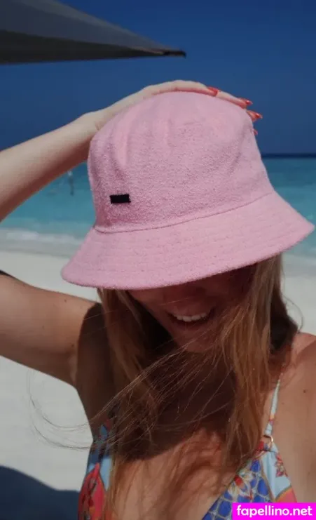 Viviane Geppert OnlyFans Thumbnail #9b3m5CktCS