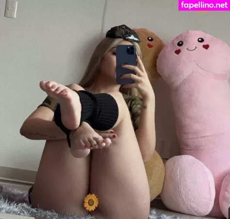 Vivianelemolin OnlyFans Thumbnail #FBOZS53nDG