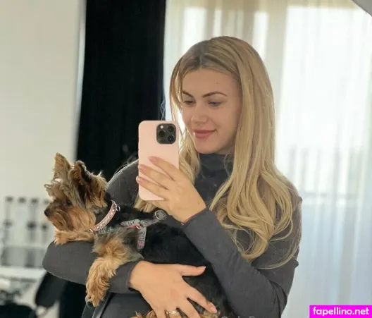 Vivianishere OnlyFans Thumbnail #UYUlz6rko9