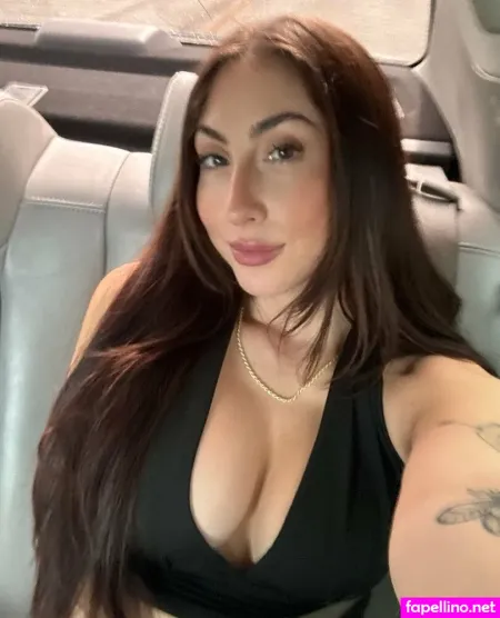 Viviannababy OnlyFans Thumbnail #9RdI43zGS9