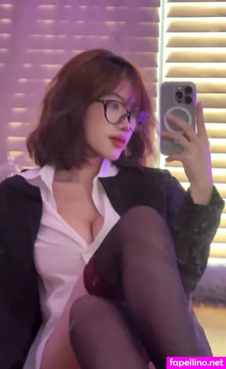 Viviannn 67 OnlyFans Thumbnail #iQ2FMvLL06