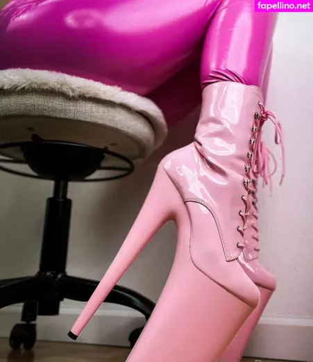 Vivianrosefree OnlyFans Thumbnail #4TrkNYLdlq