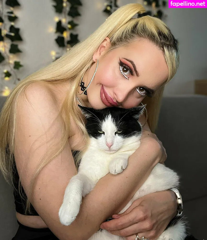 vivianrosefree, vivianroseofficial Nude Leaked OnlyFans Photo #KQGel6COUv