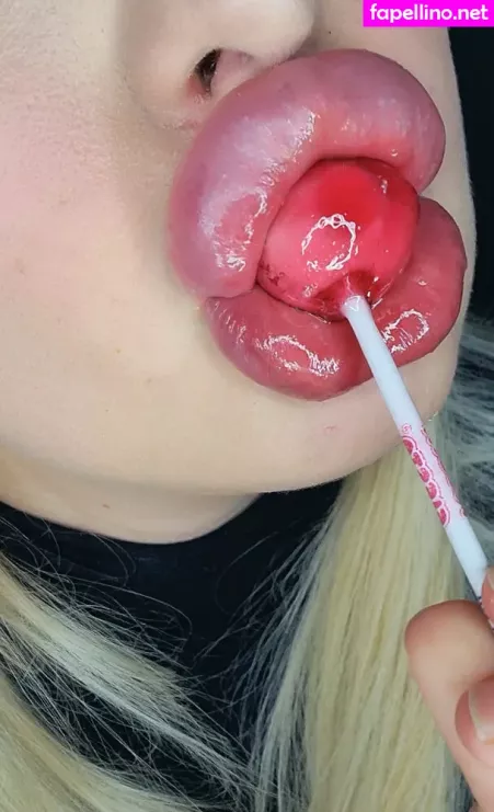 Vivianrosefree OnlyFans Thumbnail #u5i5YJoG79