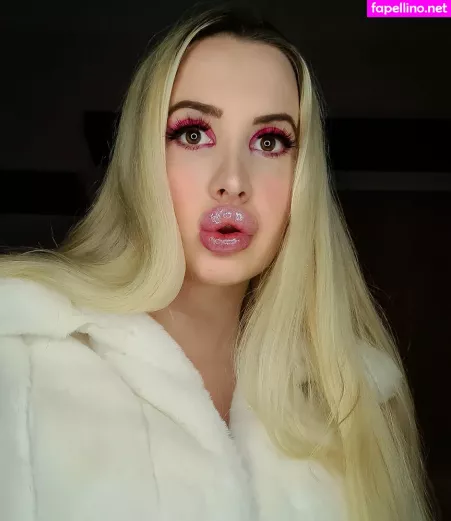 Vivianroseofficial OnlyFans Thumbnail #Ba6kkQd96j