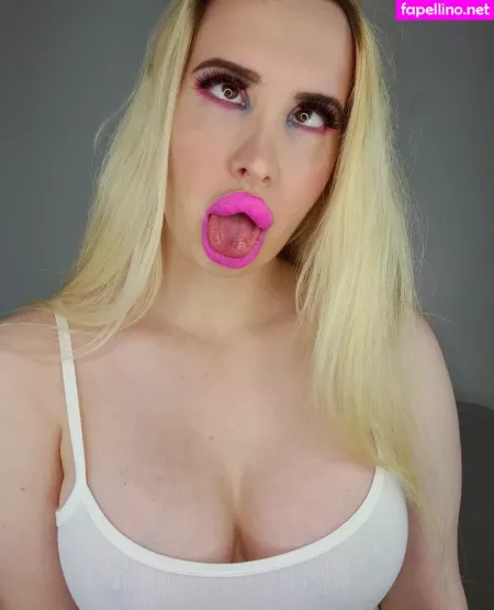 Vivianroseofficial OnlyFans Thumbnail #aKk0IjMFMq