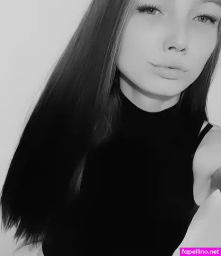 Viviansch6 Vivian Schulz OnlyFans Thumbnail #RiuC2Kqsg2