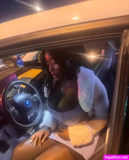 Vivicax X OnlyFans Thumbnail #NlNAQmCCEu