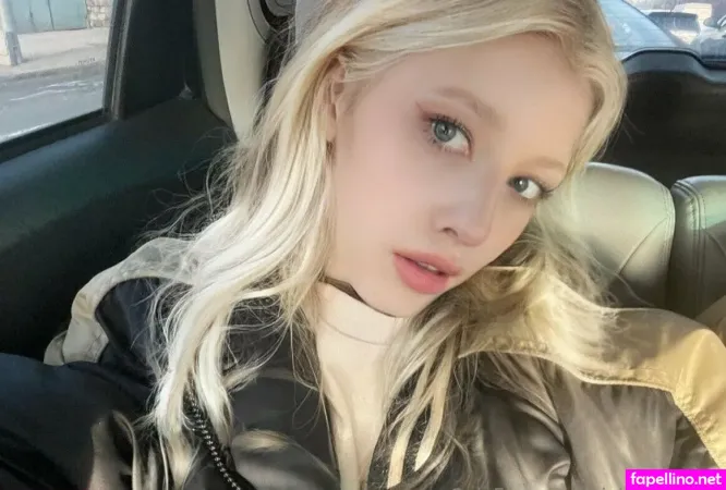 Vividveronica OnlyFans Thumbnail #BkdrDgWhMG