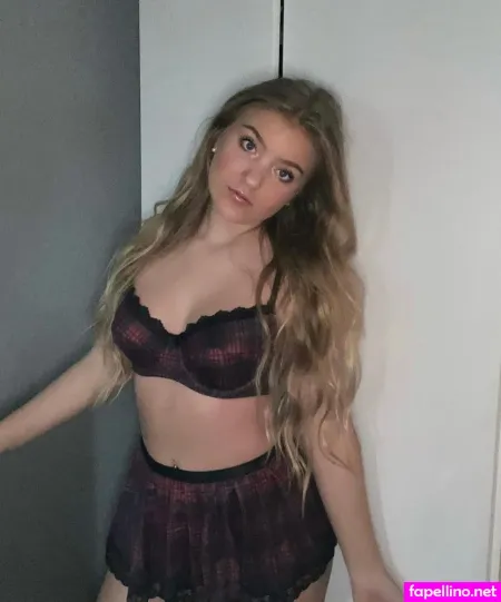 Vivien Esc OnlyFans Thumbnail #Q8a5WGMFQd