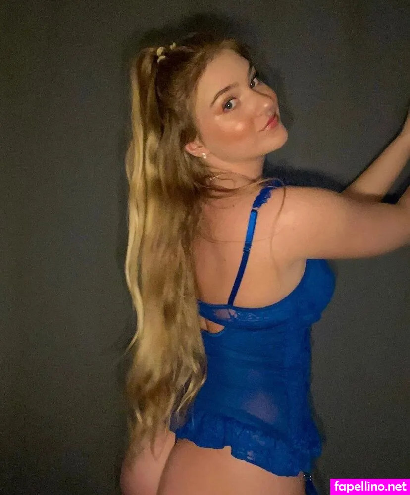 Vivienesc, vivien_esc Nude Leaked OnlyFans Photo #u1cdrw5wt0