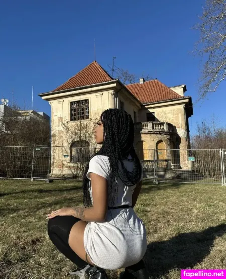 Vivien Mala OnlyFans Thumbnail #afpXb6PTKo